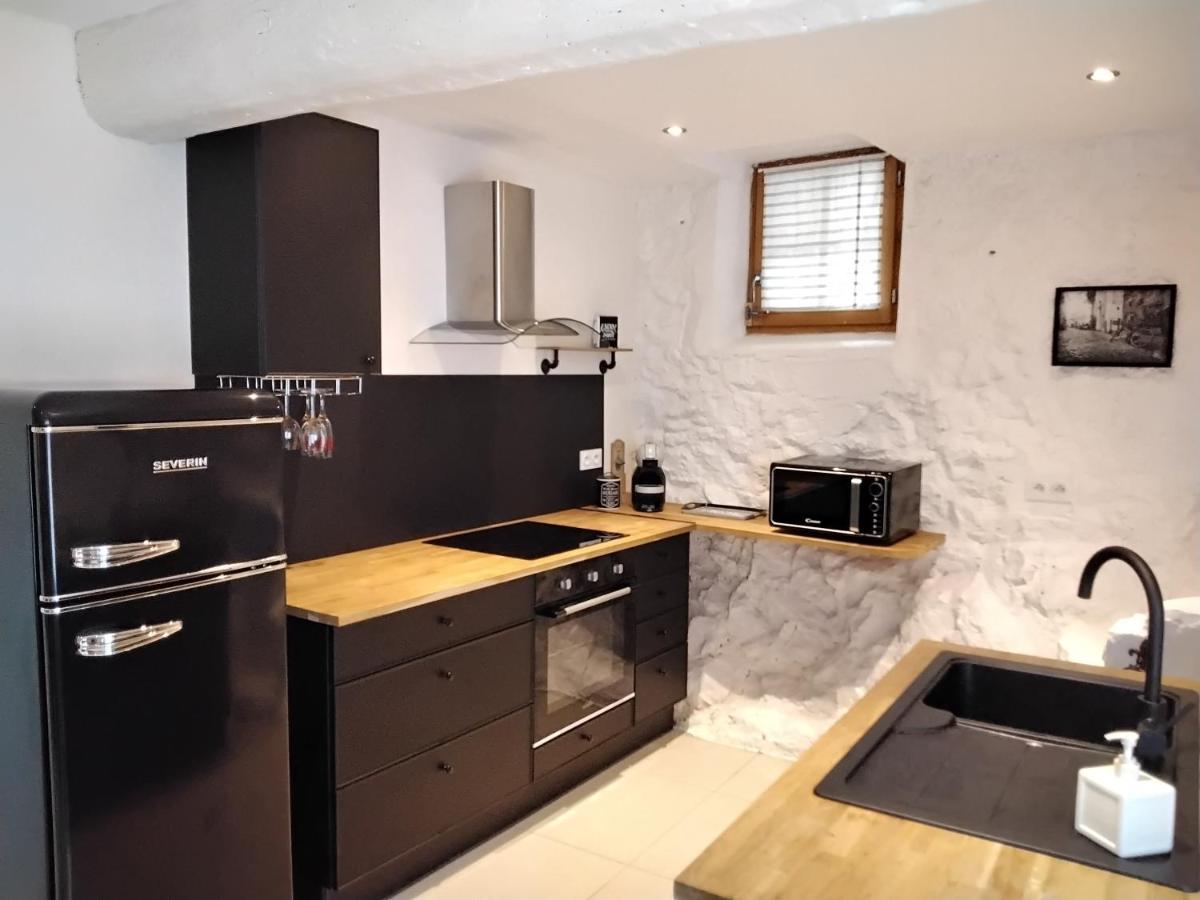 Les Remparts Apartment