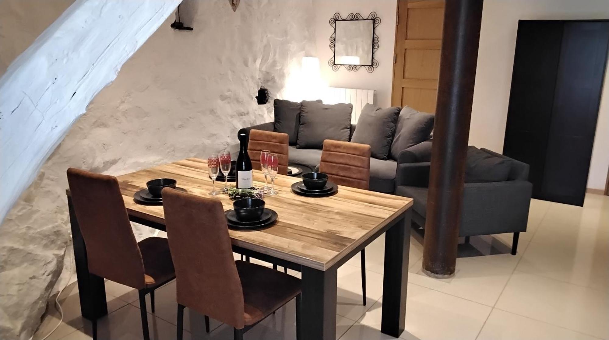 Les Remparts Apartment *